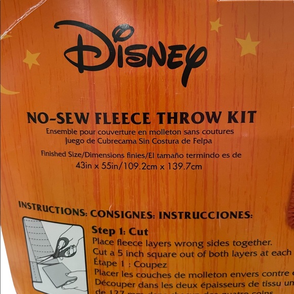 Halloween Disney Mickey&Minnie No Sew Fleece Throw Blanket Kit. Spooky Halloween - Picture 5 of 8